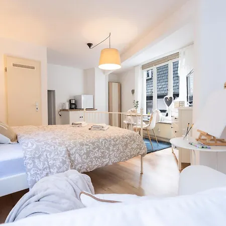 Holideis Zentrum Burgblick 3-zimmer-wohnung Апартаменты