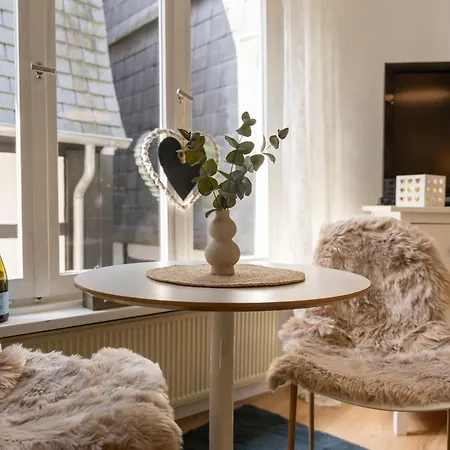 Holideis Zentrum Burgblick 3-zimmer-wohnung Апартаменты