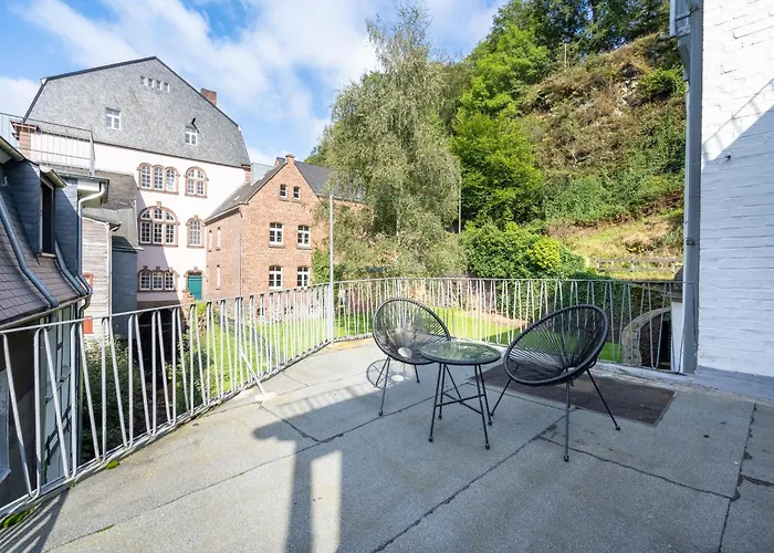 Holideis Zentrum Burgblick 3-zimmer-wohnung Appartement Monschau
